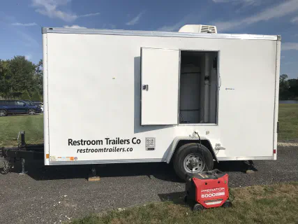 Restroom trailer photo